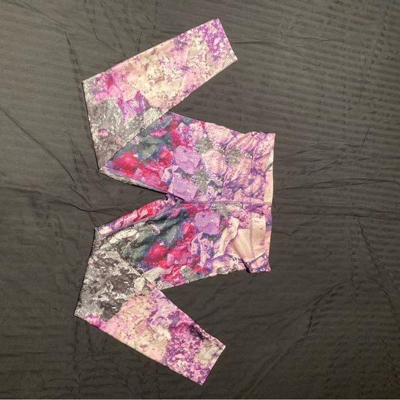 Zara Terez Crushed‎ Makeup Leggings NWOT Size Large - Picture 4 of 8